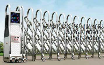 曲美B型 11-12伸縮門