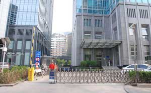 中國電信伸縮門案例