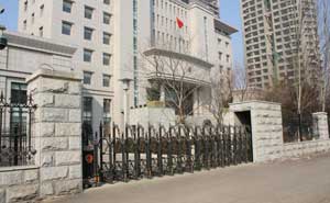 沈陽市皇姑區(qū)人民法院伸縮門案例