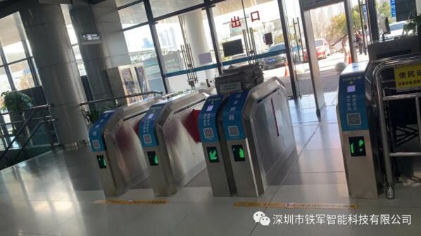 “鐵軍智能”豪華檢票翼閘+健康碼管理“走進”武漢科學(xué)技術(shù)館
