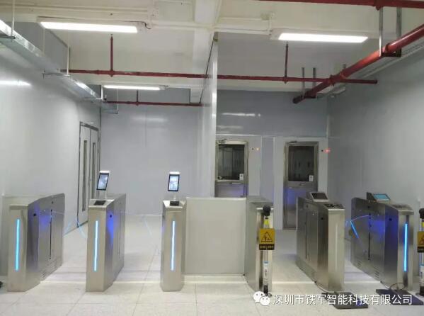 比亞迪汽車工業(yè)有限公司應(yīng)用鐵軍智能防靜電翼閘門禁