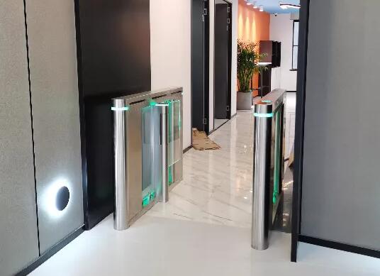 上海優(yōu)秀歷史保護建筑——中一大樓應用鐵軍智能速通門