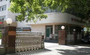 南京大學(xué)電動(dòng)伸縮門工程 - 中出網(wǎng)-智能出入口與停車充電門戶