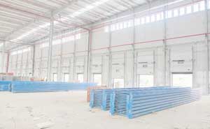 寶潔保溫滑升門(mén)案例