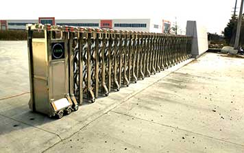 電動(dòng)伸縮門 - 電動(dòng)伸縮門