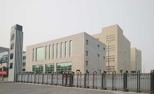 美聯(lián)物流電動伸縮門案例 - 中出網(wǎng)-智能出入口與停車充電門戶