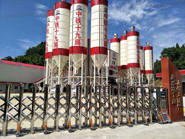 中鐵十九局重慶鐵路樞紐東環(huán)線電動(dòng)伸縮門案例 - 中出網(wǎng)-智能出入口與停車充電門戶