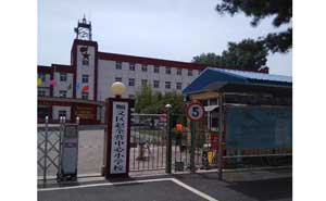 錢(qián)林訪客登記管理系統(tǒng)亮相北京趙全營(yíng)小學(xué)