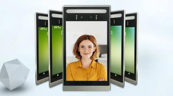 8寸大屏，視野開(kāi)闊更高清