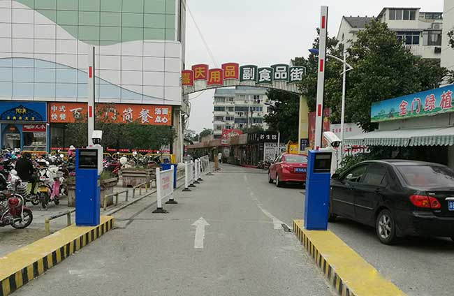 蘇州金門國際商業(yè)廣場車牌識別系統(tǒng)案例 - 中出網(wǎng)-智能出入口與停車充電門戶