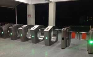 無(wú)錫普利司通輪胎廠三輥閘案例