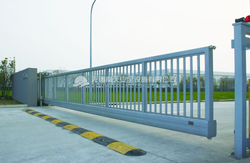 上海博擇汽車部件有限公司無(wú)軌懸浮門案例 - 中出網(wǎng)-智能出入口與停車充電門戶