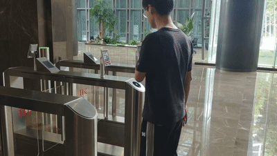 特房波特曼財富中心著力引入了令令開門二維碼智能門禁和訪客系統(tǒng)