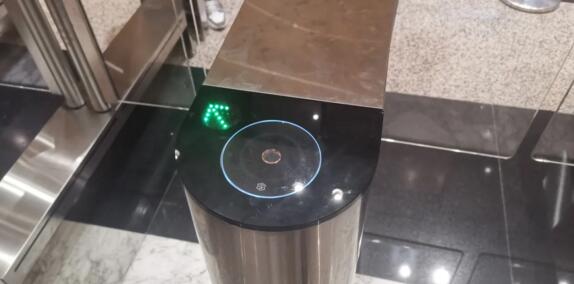 令令開(kāi)門(mén)賦能北京莊勝?gòu)V場(chǎng)，打造全新通行體驗(yàn)