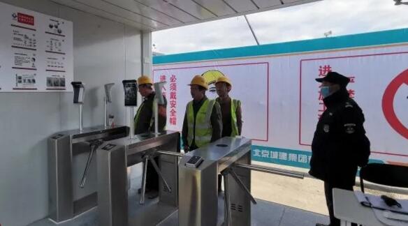 瑞為測溫人臉識別一體機(jī)設(shè)備