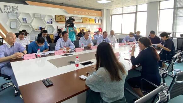 廈門市市委常委黃強(qiáng)一行調(diào)研瑞為技術(shù)