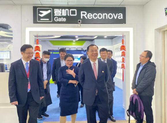 工業(yè)和信息化部副部長(zhǎng)劉烈宏一行蒞臨瑞為參觀考察，寄語瑞為扎根產(chǎn)業(yè)生態(tài)不松懈