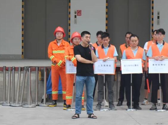 演練科目完成后，楊主任對本次活動進(jìn)行點評