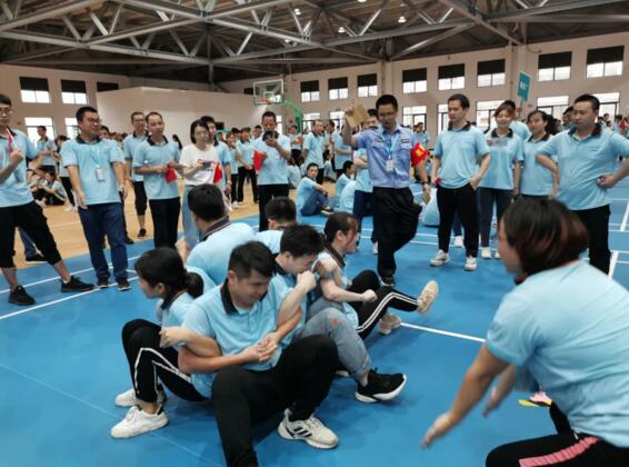 齊心協(xié)力團體賽