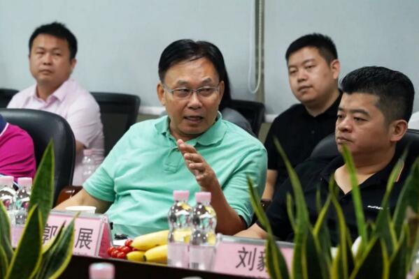 會長朱獎懷先生對陳董事長的觀點非常認可