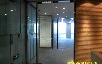 自動門 - 自動門