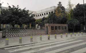 成都新都石犀小學(xué)升降柱案例