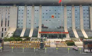 云南高級人民法院升降柱案例