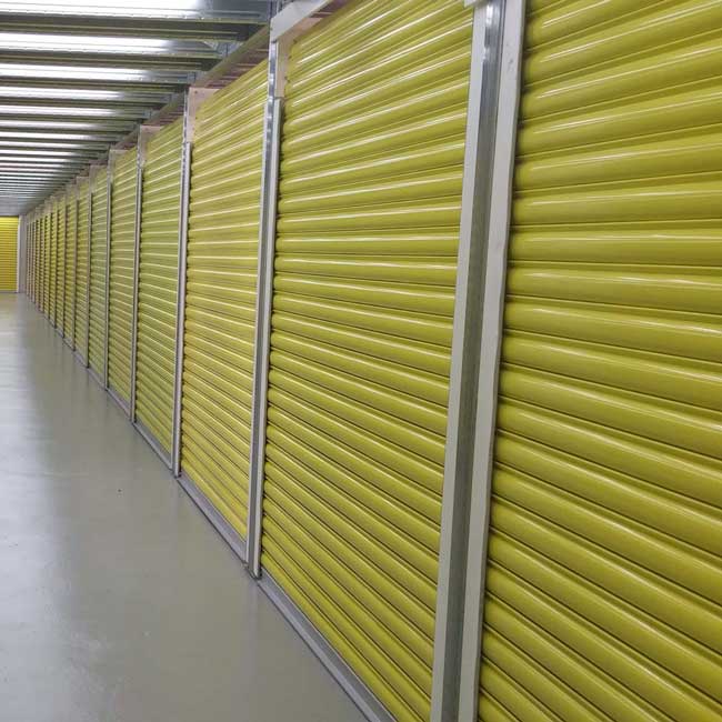 黃色鋼制防風(fēng)手動卷簾門