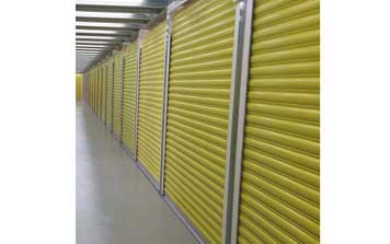 卷簾門 - 黃色鋼制防風(fēng)手動(dòng)卷簾門