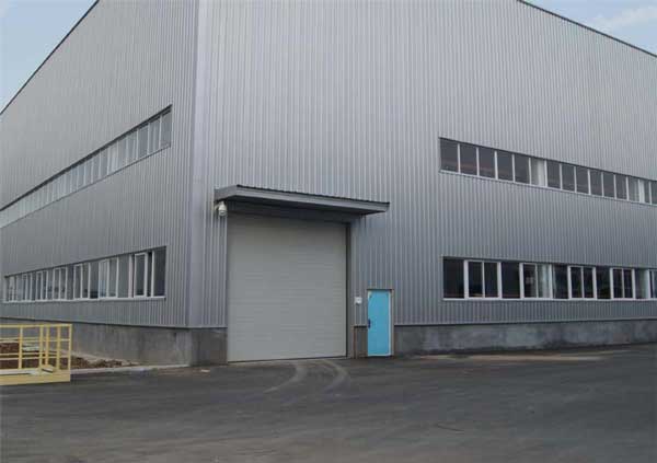 青島一汽工地工業(yè)門(mén)案例 - 中出網(wǎng)-智能出入口與停車(chē)充電門(mén)戶