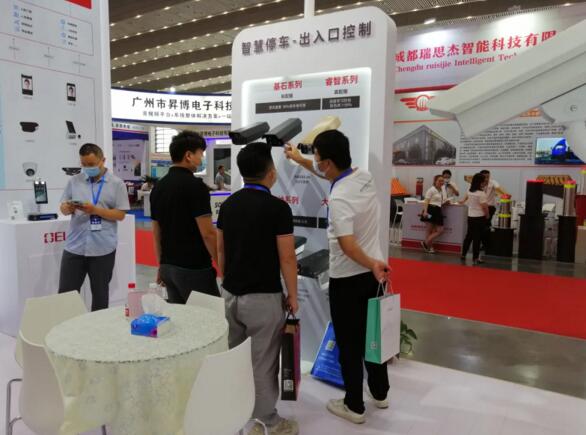 睿智系列KVX131-4B