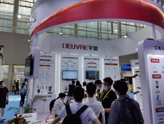 芊熠攜一系列智能車牌識別產(chǎn)品、動態(tài)人臉識別產(chǎn)品和多場景解決方案驚艷亮相