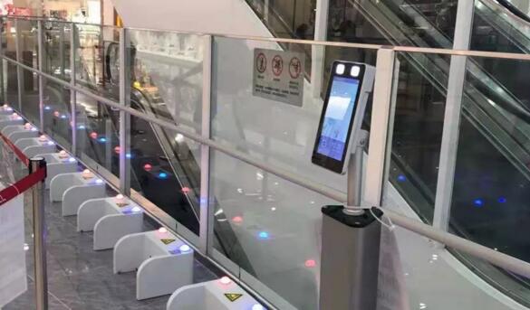 廣州某商超通過(guò)部署芊熠動(dòng)態(tài)人臉識(shí)別終端升級(jí)了童車租借系統(tǒng)