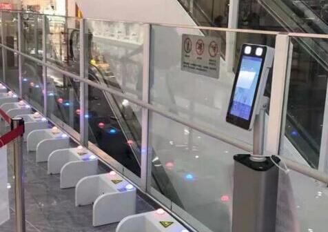 租借新體驗(yàn)，芊熠動(dòng)態(tài)人臉識(shí)別終端讓帶娃出行無(wú)“負(fù)擔(dān)”