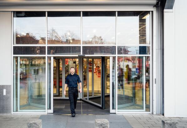 亞薩合萊自動門