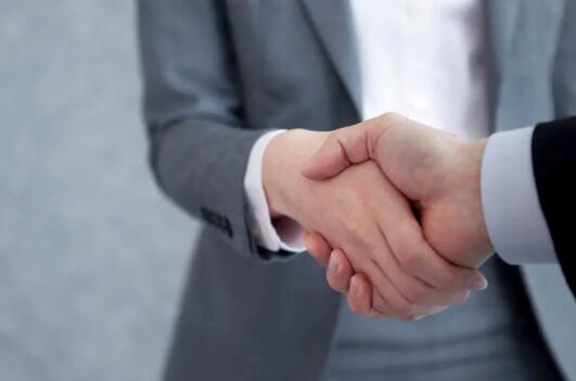 點(diǎn)名致謝了7位售后服務(wù)人員