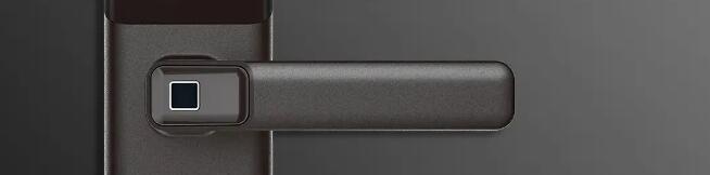 按壓式指紋掃描登場