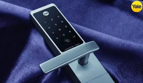 “一鍵保護(hù)開啟”——亞薩合萊耶魯智能鎖YDM3211