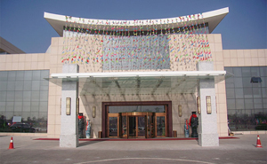 聊城天沐旋轉(zhuǎn)門案例 - 中出網(wǎng)-智能出入口與停車充電門戶