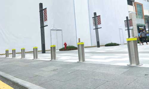 半自動升降路樁