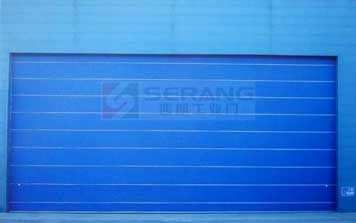 抗風(fēng)柔性提升大門