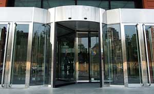 呼和浩特大唐喜來登酒店旋轉(zhuǎn)門案例 - 中出網(wǎng)-智能出入口與停車充電門戶