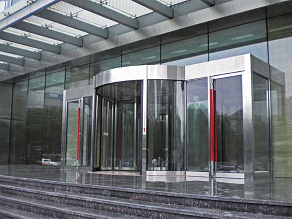 沈陽環(huán)球國(guó)際大廈 - 中出網(wǎng)-智能出入口與停車充電門戶