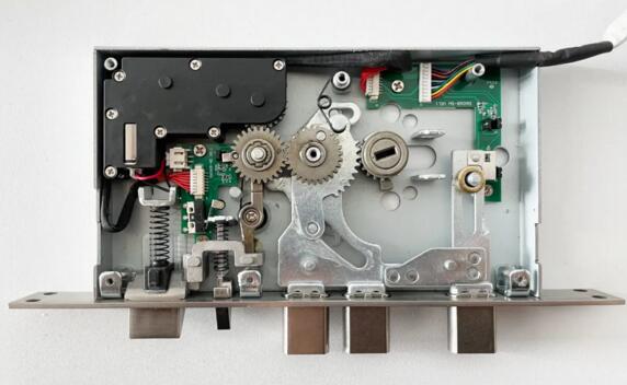 亞太天能全自動鎖體內部