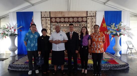 斐濟(jì)海關(guān)總署授予同方威視最佳戰(zhàn)略合作伙伴獎