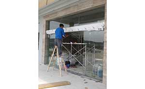 合肥威武路雙鳳工業(yè)園自動(dòng)門案例