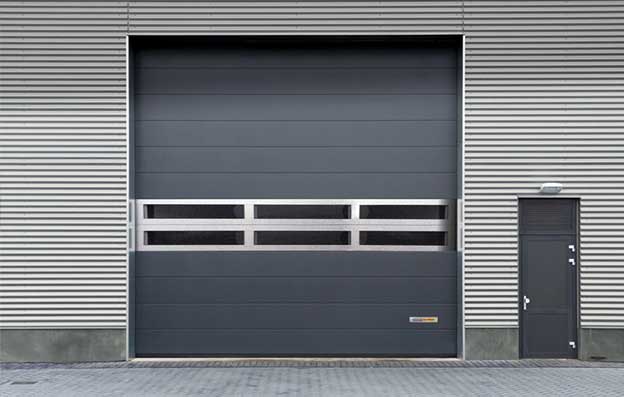 Fast-Spiral---采用螺旋卷技術的剛性板快速卷簾門