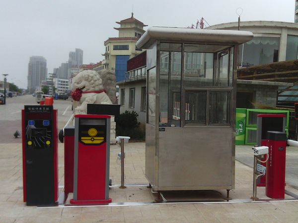 黃金海岸時代海岸道閘案例 - 中出網(wǎng)-智能出入口與停車充電門戶