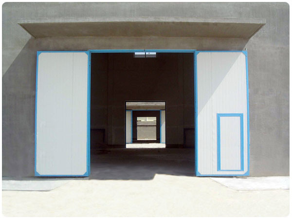 工業(yè)平開(kāi)門(mén)