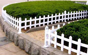 PVC護(hù)欄 - PVC草坪護(hù)欄